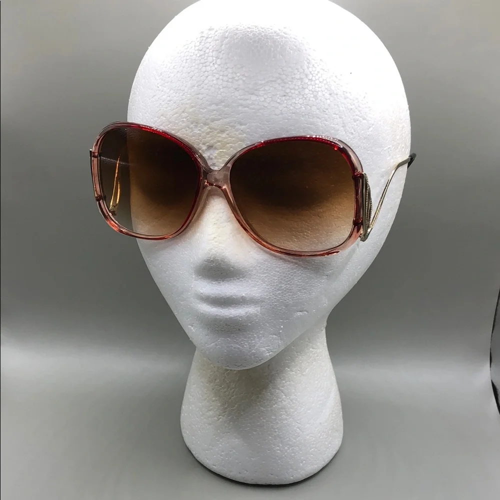 Vintage 90's oversized curved sunglasses butterfly statement style gradient lens